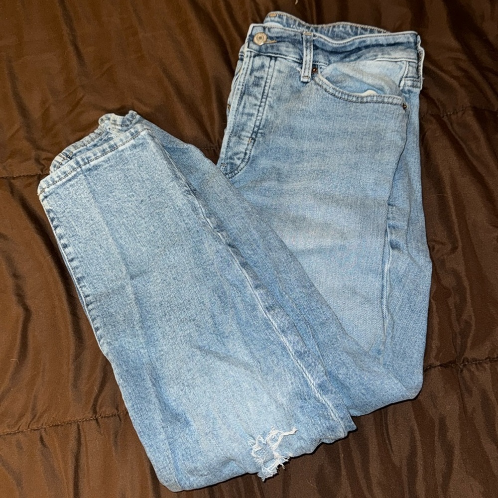 WOMENS JEANS